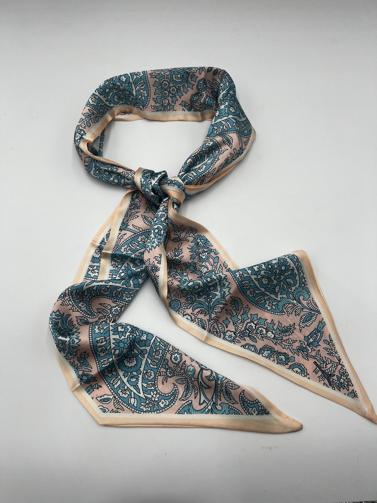 LOD of Love – Barok Sjaal Blue Zalm