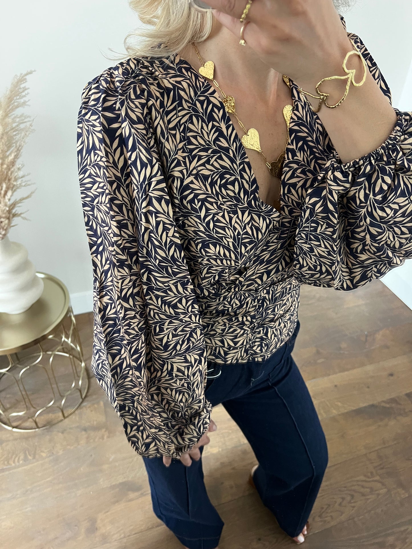 LOD of Love β Emma Blouse met Bladprint en Pofmouw β Blauw