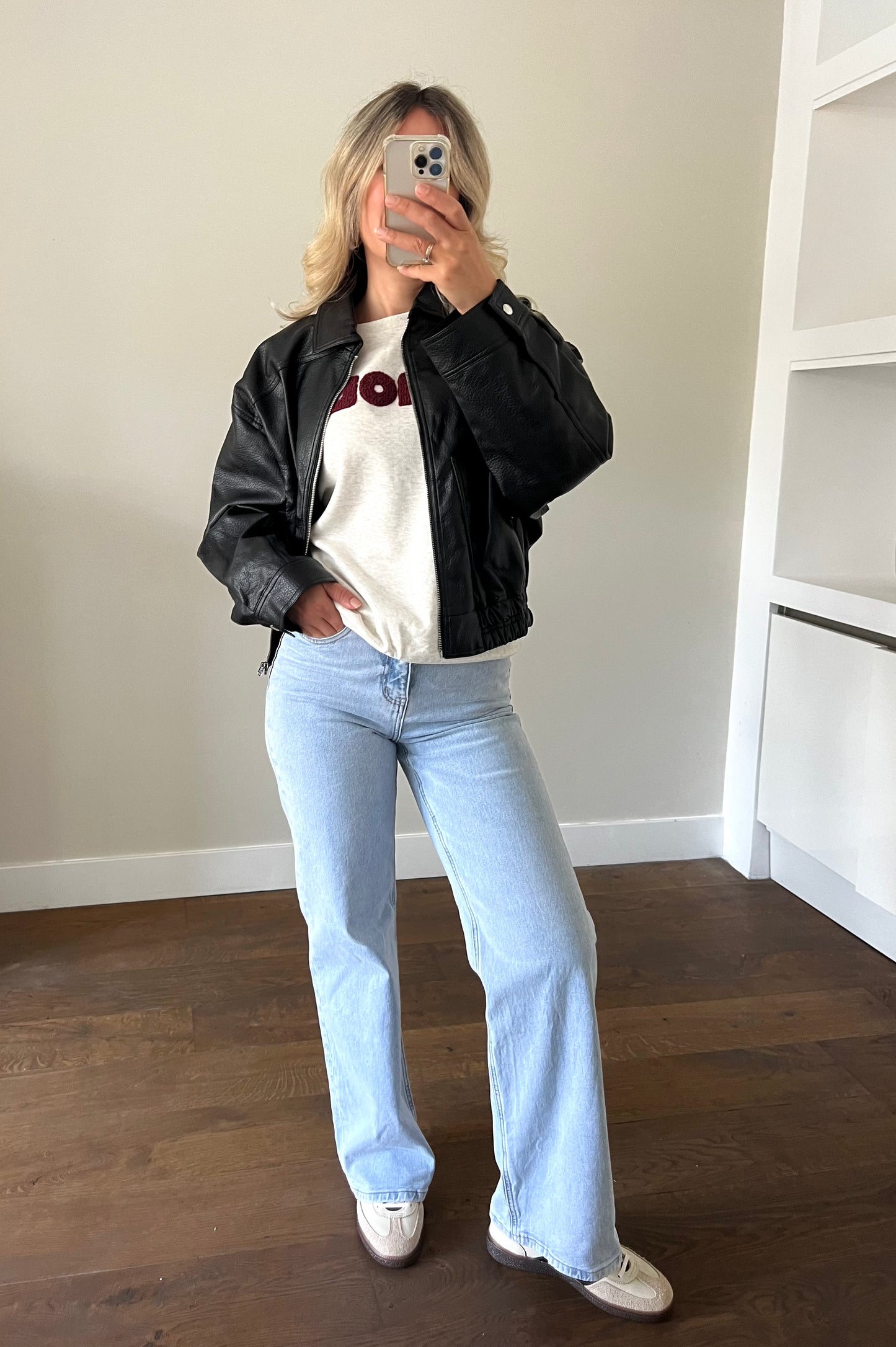 LOD of Love – Oversized Bomber Jacket Zwart