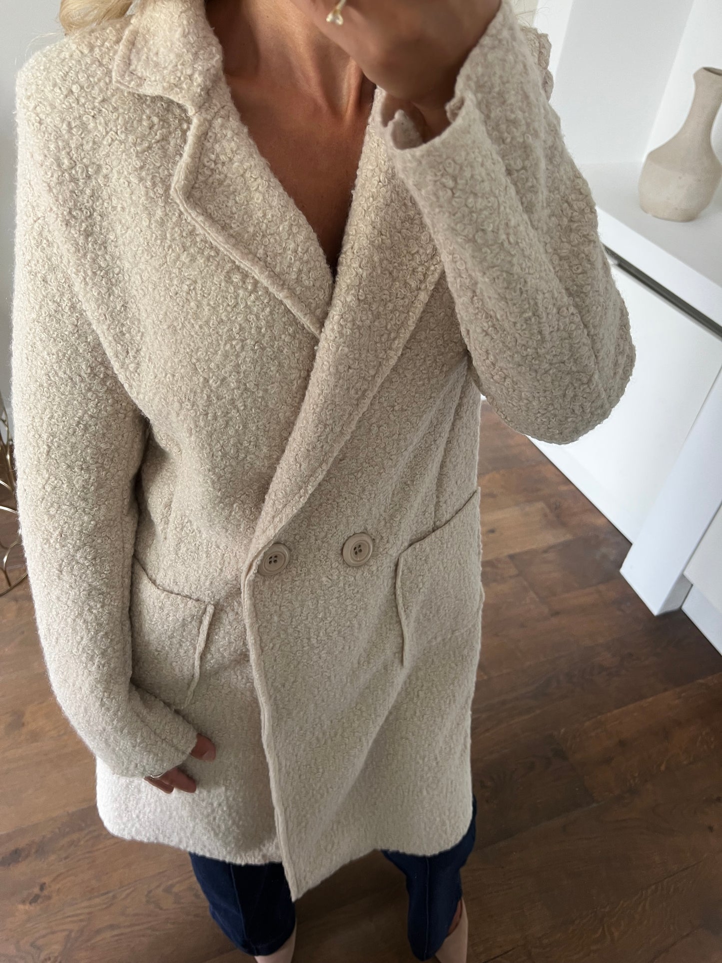 LOD of Love – Soft Bouclé Coat Beige