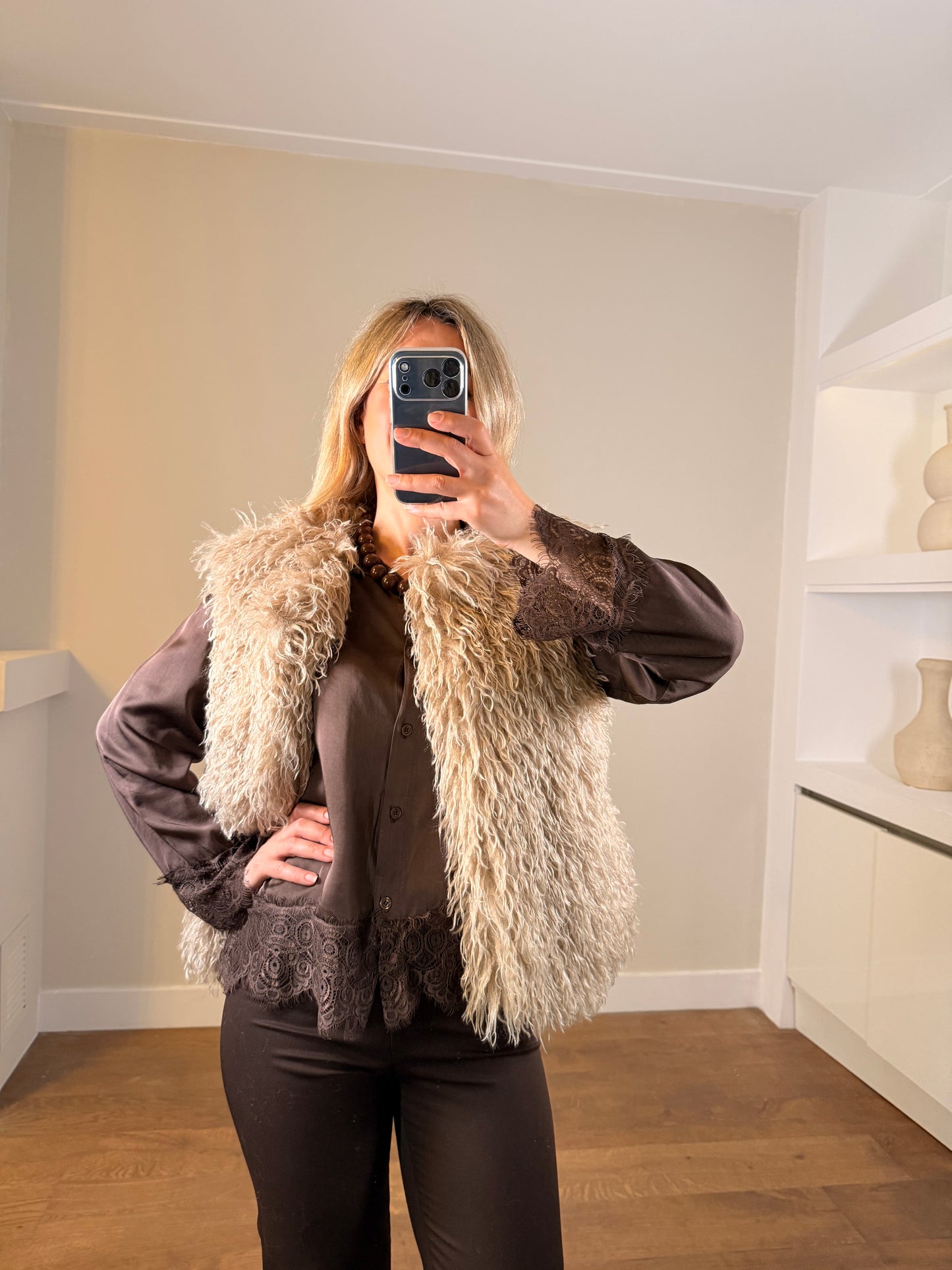 LOD of Love – Beige Teddy Gilet