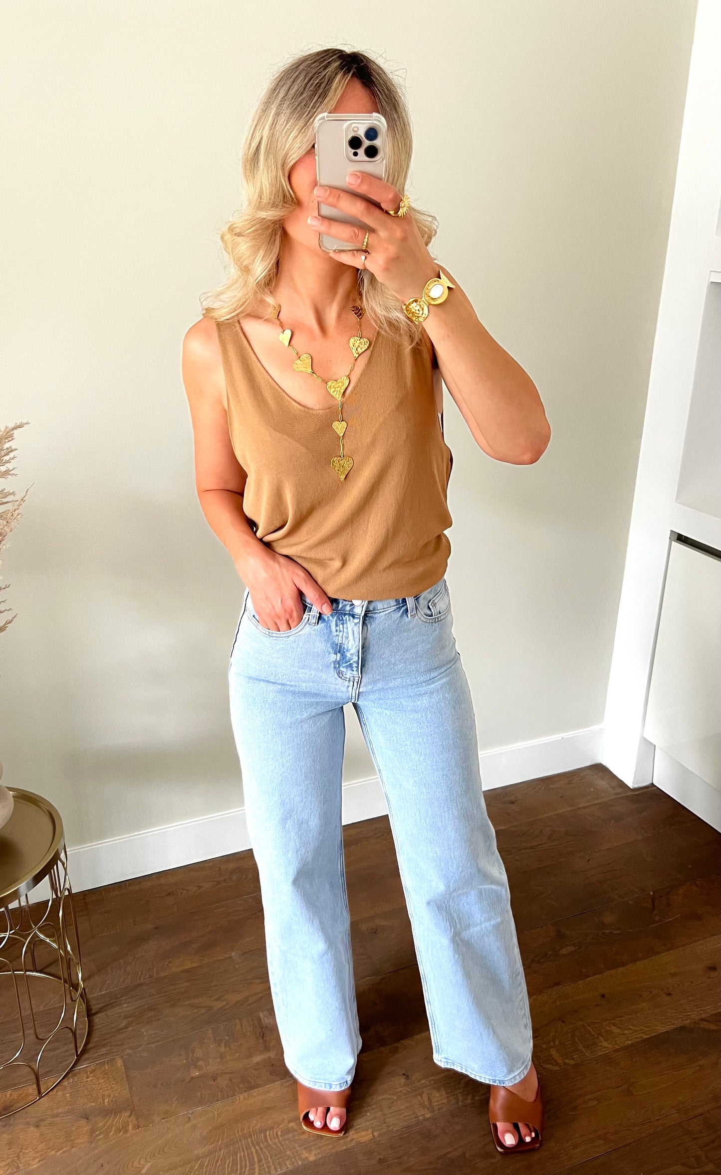 LOD of Love – Mouwloze Top Fleur Camelle