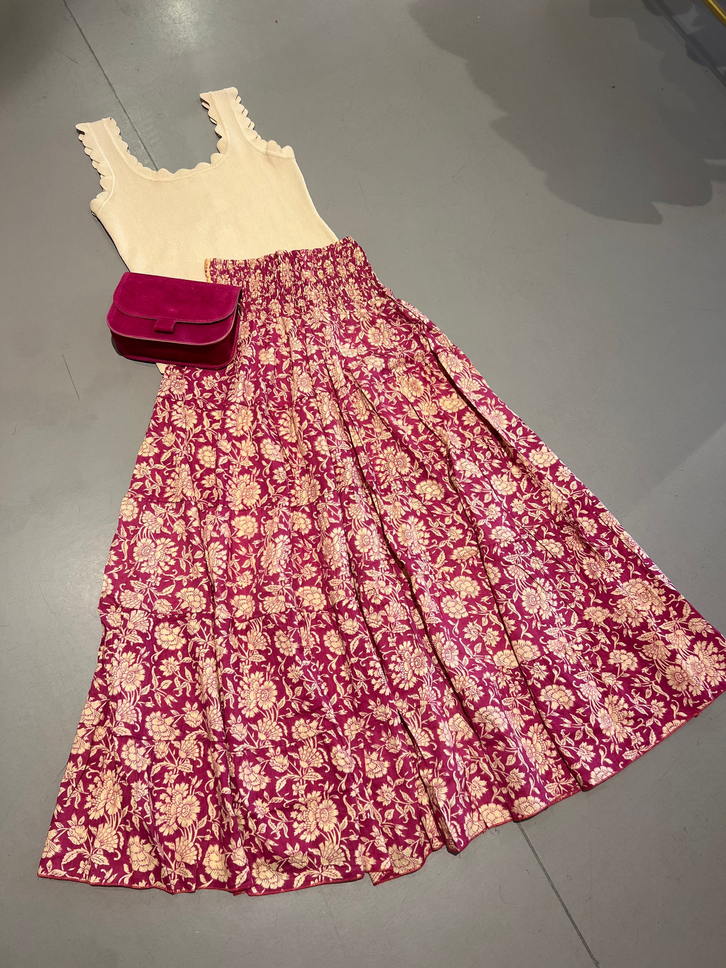 LOD of Love – Ibiza Maxi Rok Framboosrood met Bloemenprint