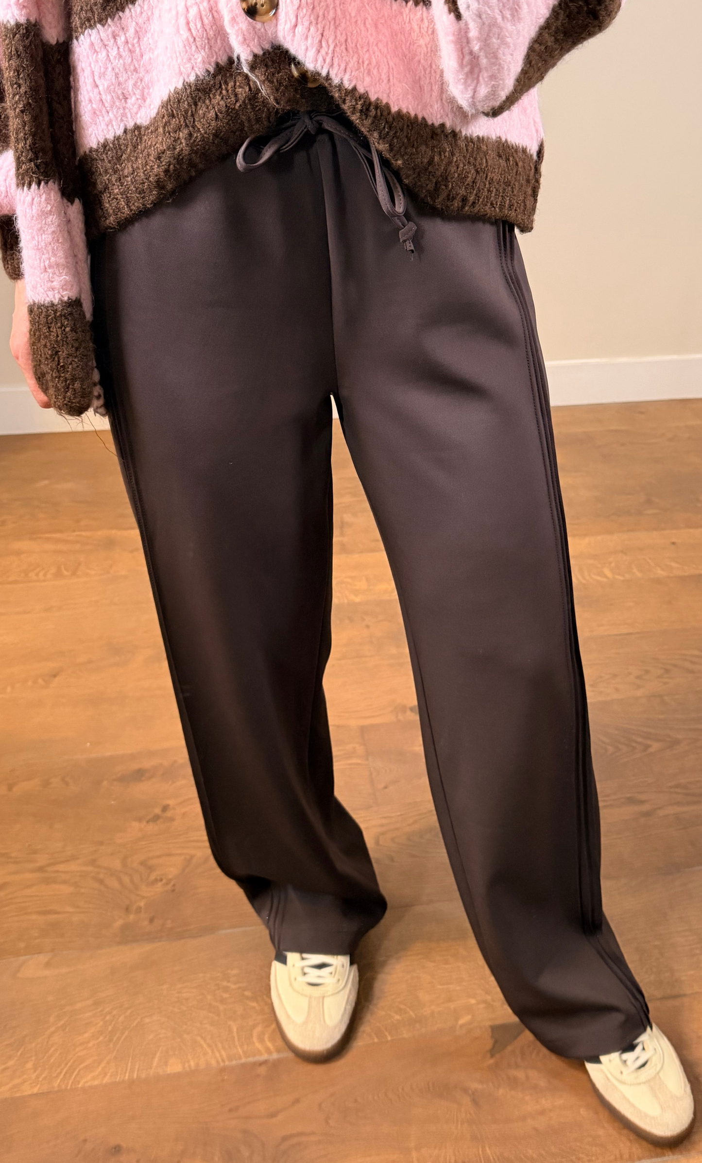 LOD of Love - Bruine Travel Broek Met Rechte Pijp