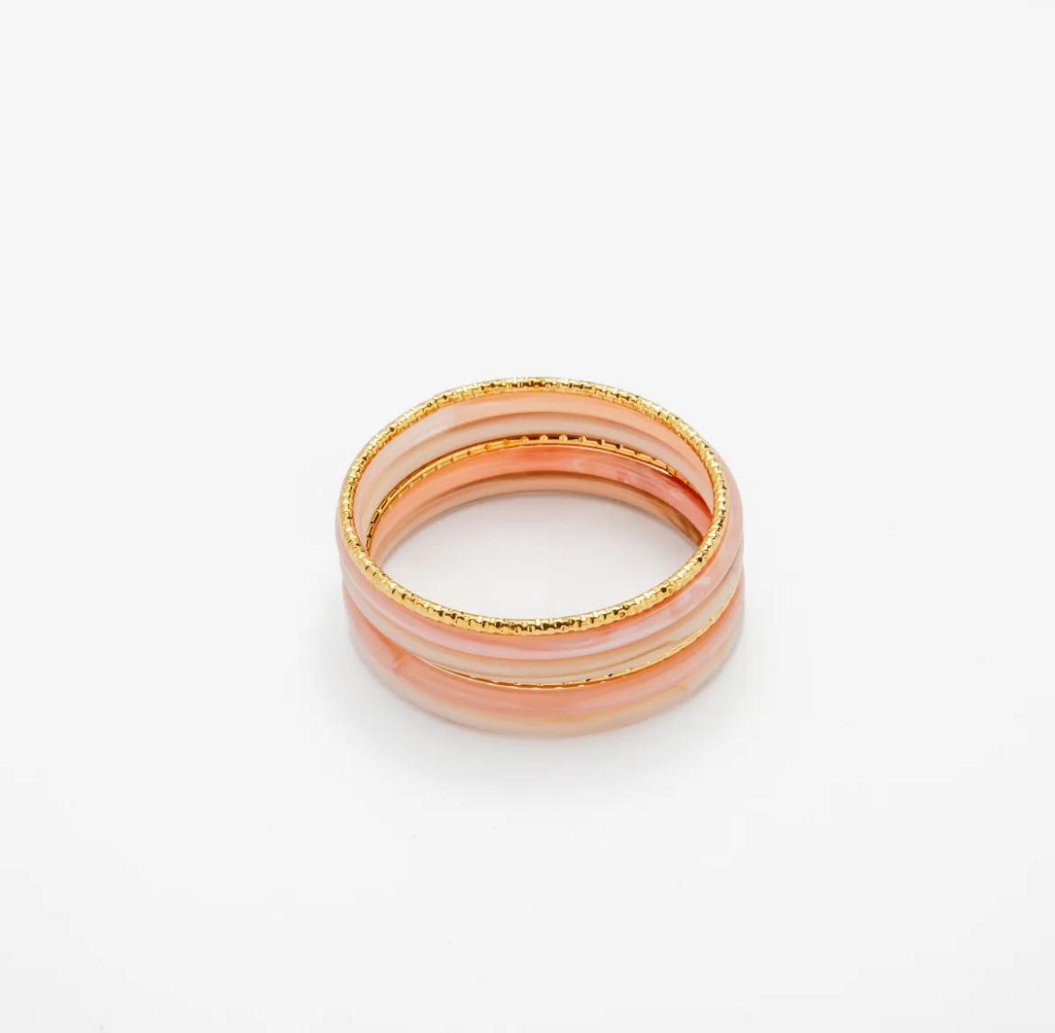 LOD of Love – Blush & Gold Bangle Set – Soft Glam Armbanden (Set van 4)