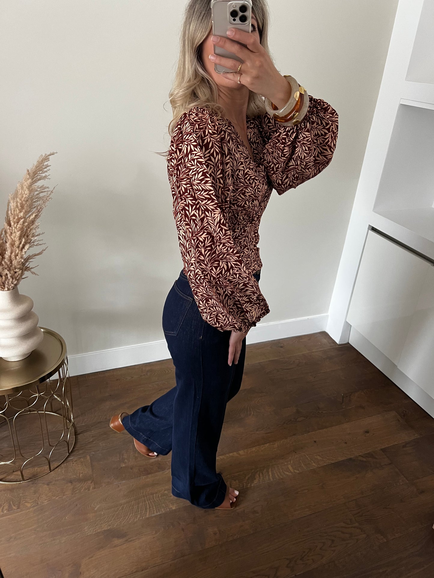 LOD of Love – Emma Top met Bladprint en Pofmouw Roestbruin