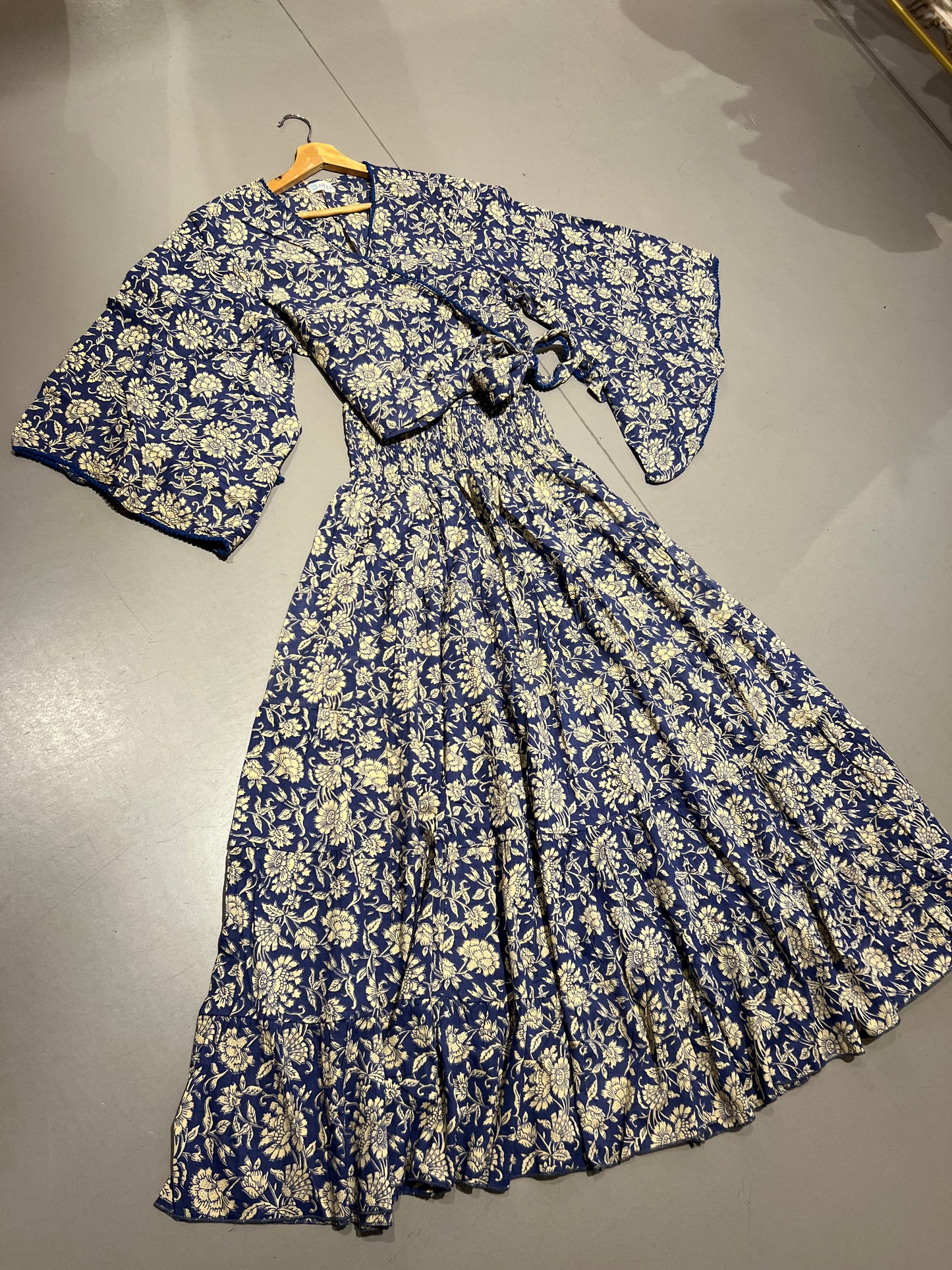 LOD of Love – Ibiza Maxi Rok Nachtblauw met Bloemenprint