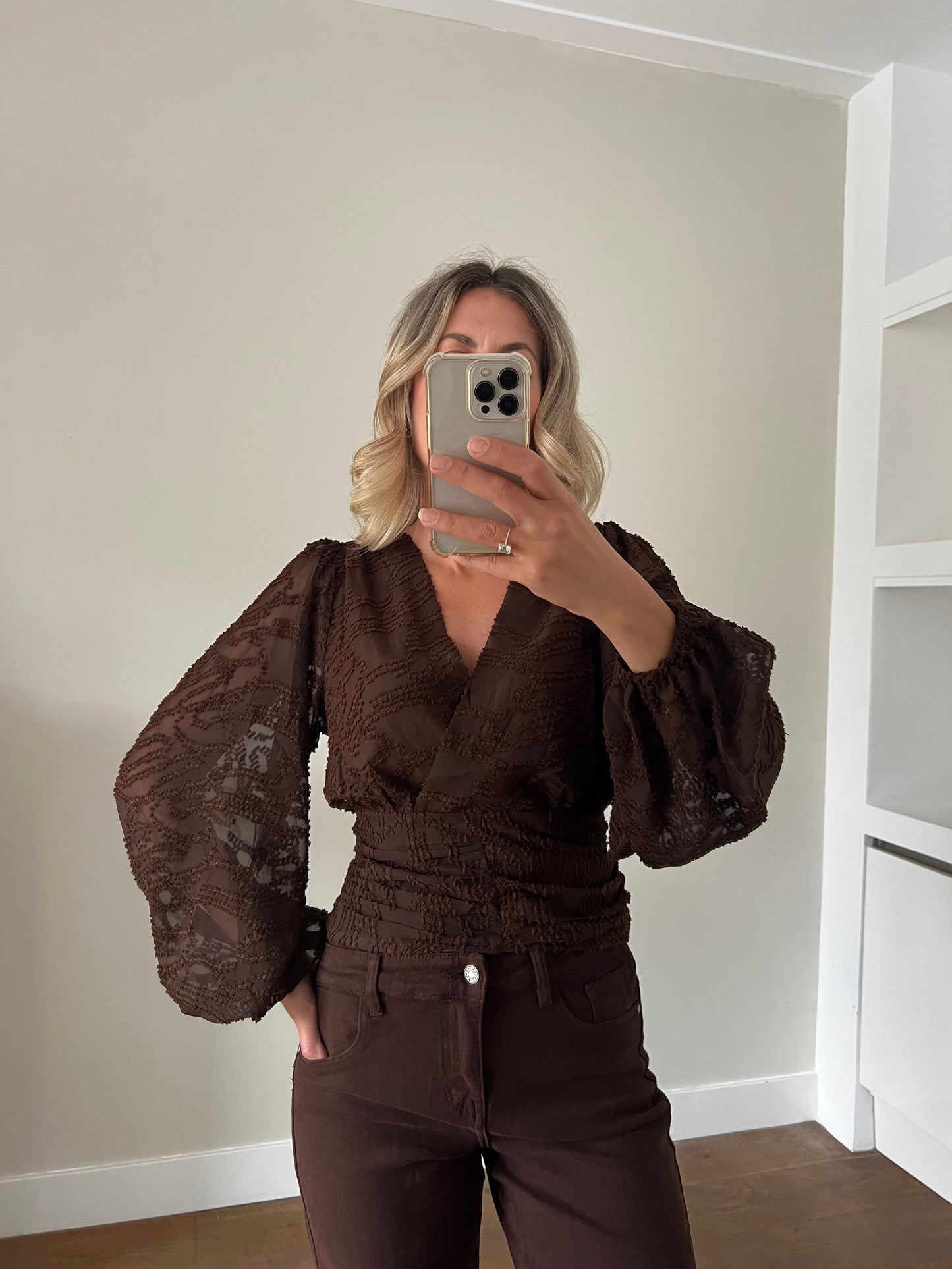 LOD of Love – Emma Blouse Bruin Bouclé