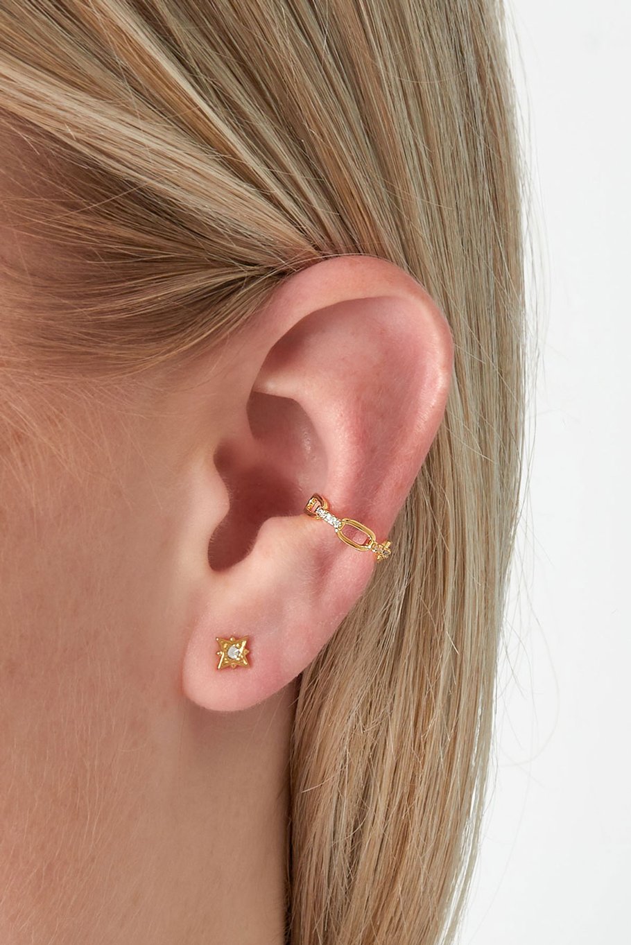 LOD of Love – Gouden Ear Cuff met Steentjes