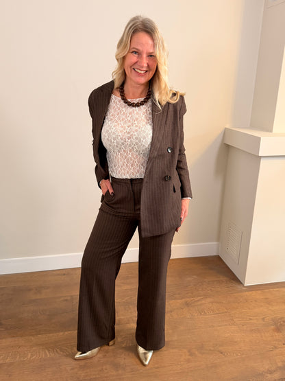 LOD of Love – Love Blazer Met Fijne Streep Chocoladebruin