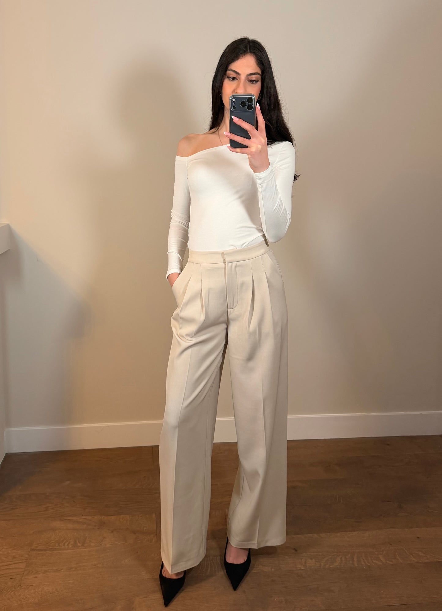 LOD of Love – One Shoulder Cotton Top White