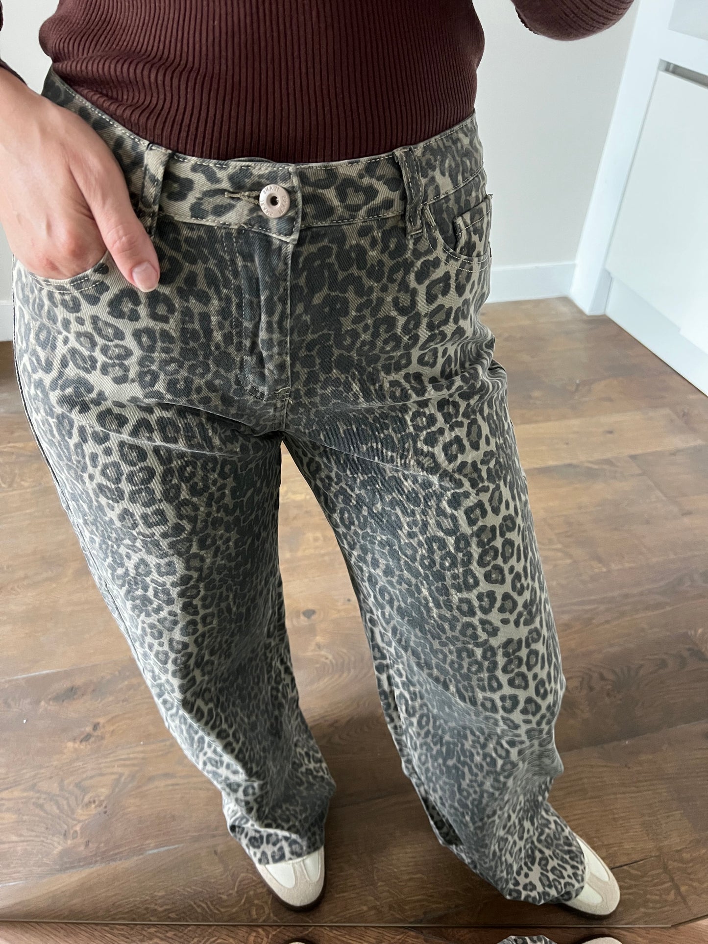 LOD of Love - Jeans Leopard Dad Fit Wide Leg Tall