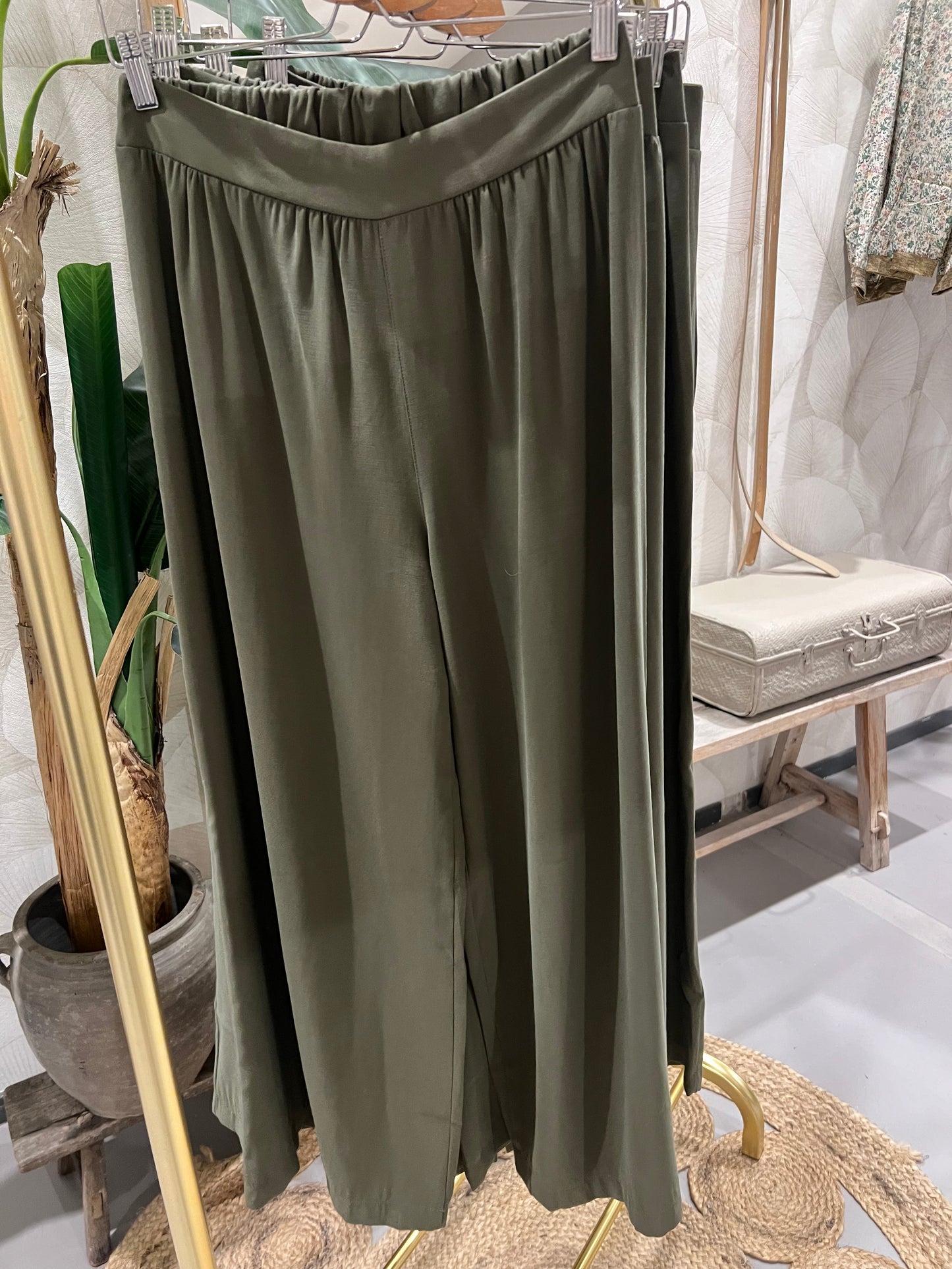 LOD of Love – Green Wide Leg Pantalon