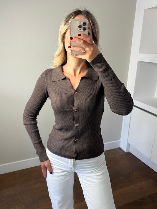 LOD of Love – Chic Choco Vest met Gouden Knopen