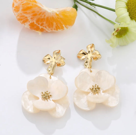 LOD of Love – Herzförmige Ohrringe in Gold