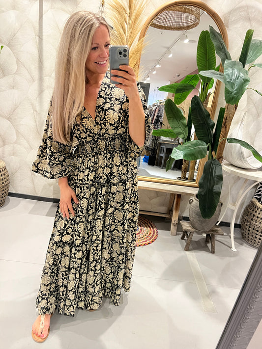LOD of Love – Ibiza Maxi Dress Zwart met Bloemenprint
