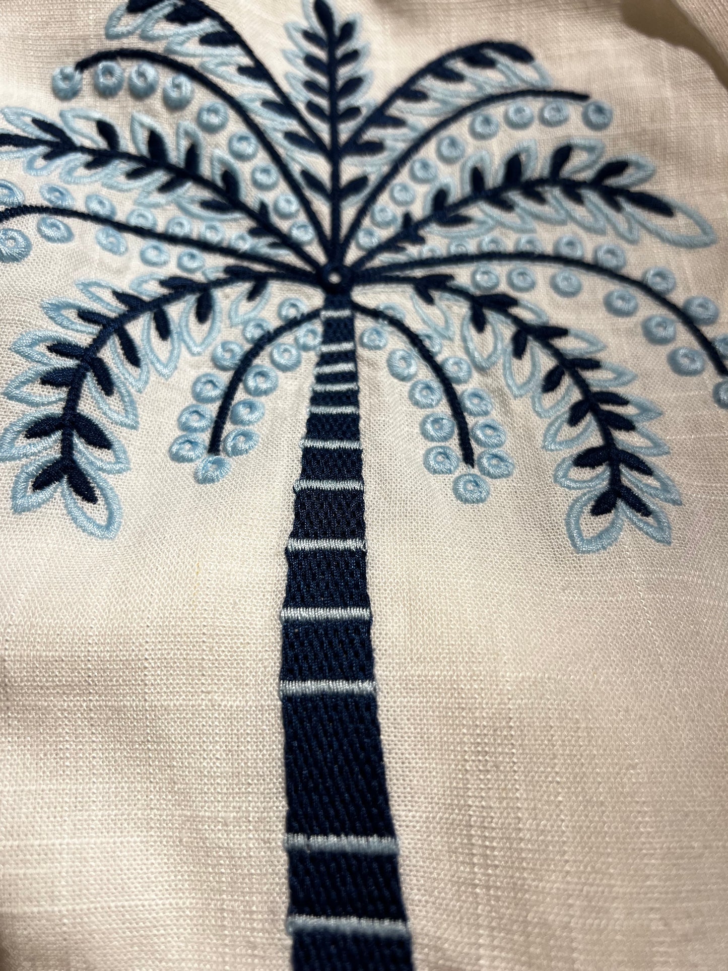 LOD of Love – Witte Blouse met Palmbomen Borduursel