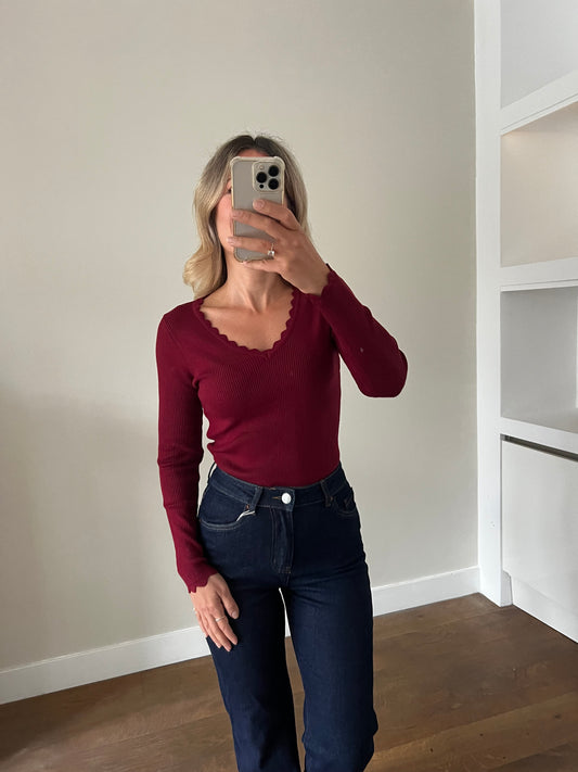 LOD Of Love - Soft Ruffle Sweater Bordeaux