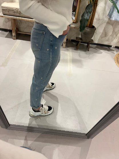 LOD of Love – Mom Jeans met Hartjes