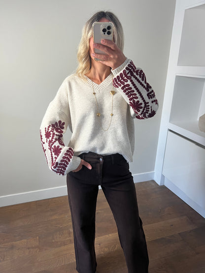 LOD Of Love - Beige Gebreide Trui Met Bordeaux Bloemenprint