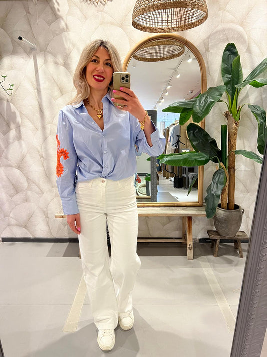 LOD of Love –  Blauwe Blouse met Oranje Boho Borduursel