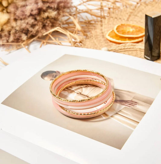 LOD of Love – Blush & Gold Bangle Set – Soft Glam Armbanden (Set van 4)