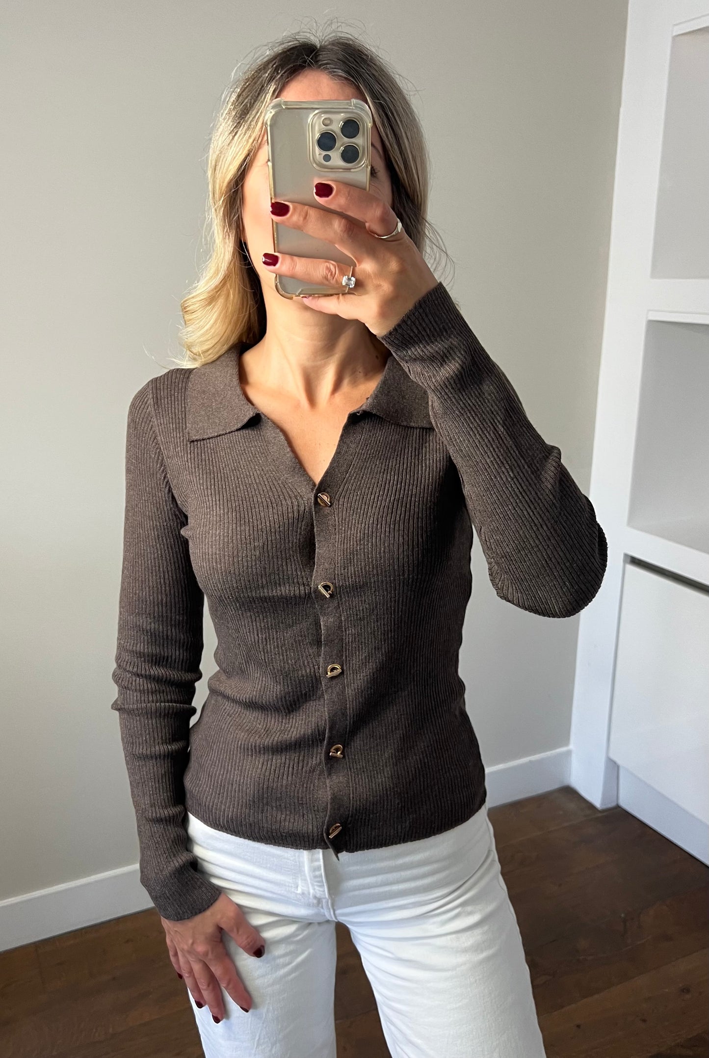 LOD of Love – Chic Choco Vest met Gouden Knopen