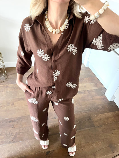 LOD of Love – Floral Top met 3/4 Mouwen en Borduursel
