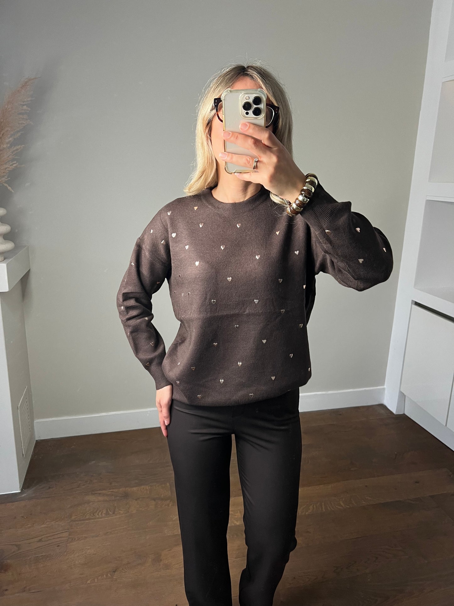 LOD Of Love - Chocoladebruine Trui met Gouden Hartjes