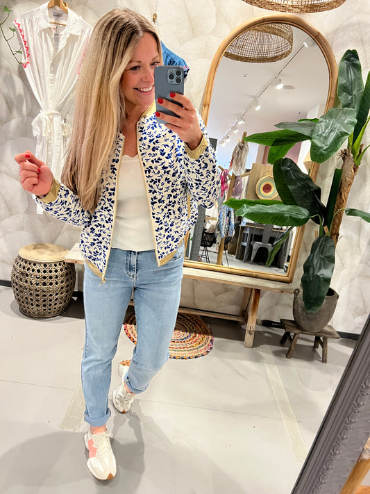 LOD of Love - Wit Bomberjack met Blauwe  Botanische Print