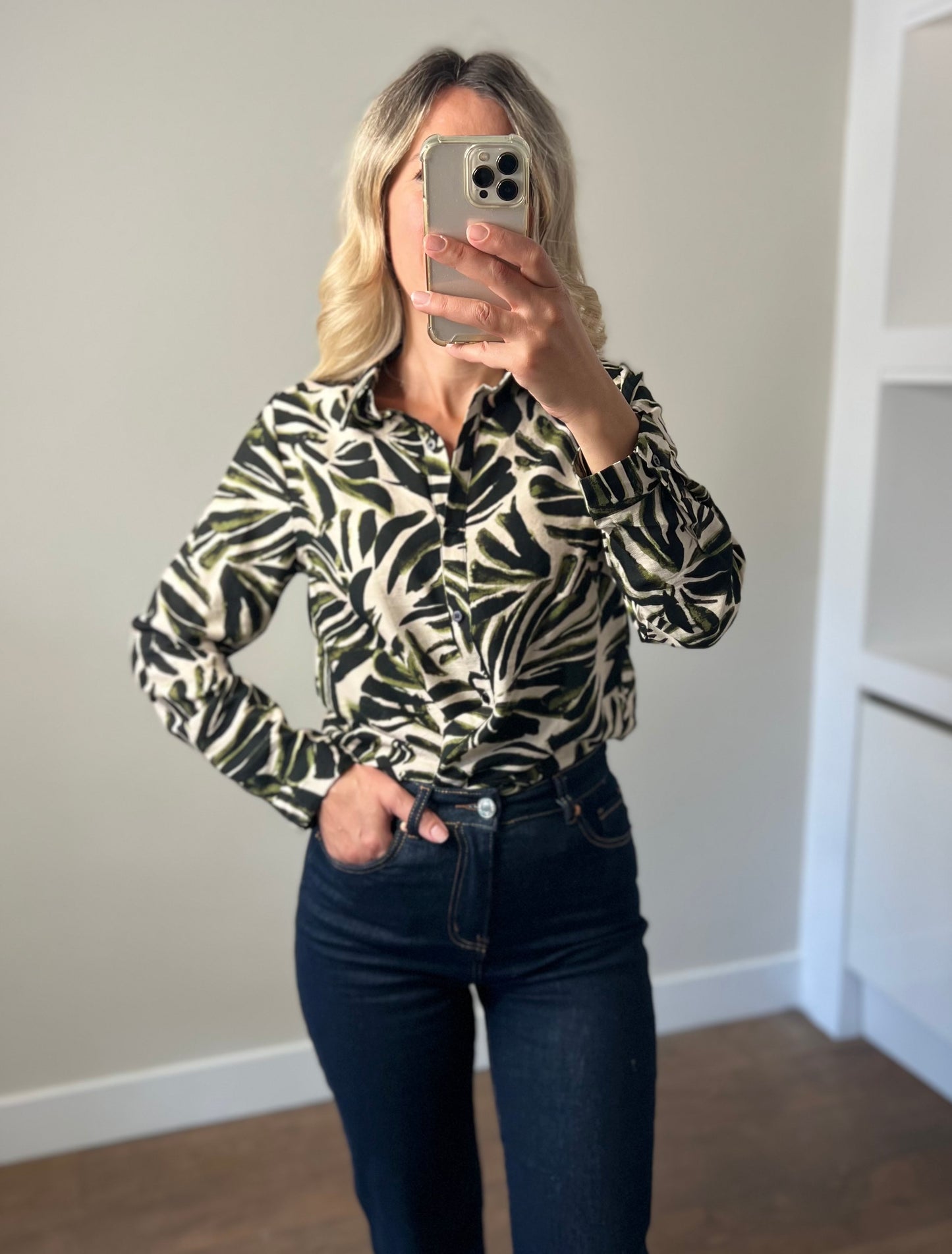 LOD of Love – Blouse Jungle Print Taupe Zwart