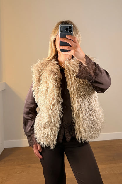 LOD of Love –  Beige Teddy Gilet