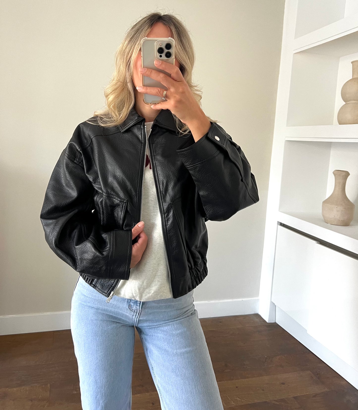 LOD of Love – Oversized Bomber Jacket Zwart