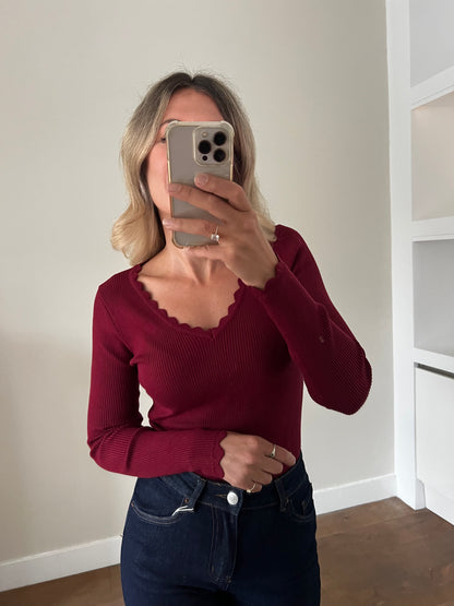 LOD Of Love - Soft Ruffle Sweater Bordeaux