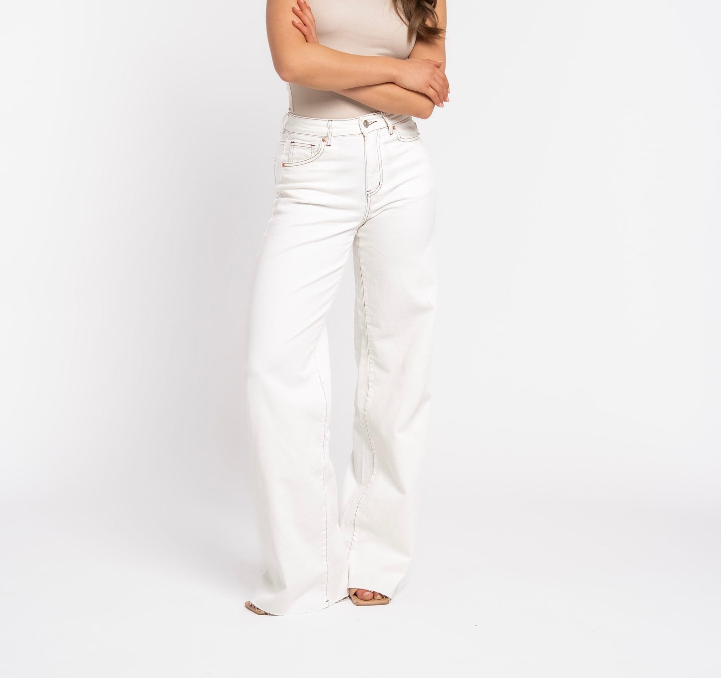 LOD of Love - Extra Tall Wide Leg Jeans White Brown Stitch – Inseam 90 cm