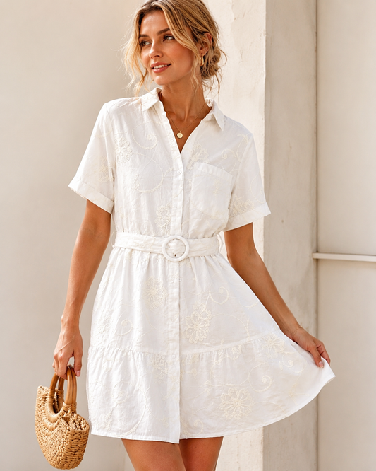 LOD of Love – Witte Broderie Jurk met Riem