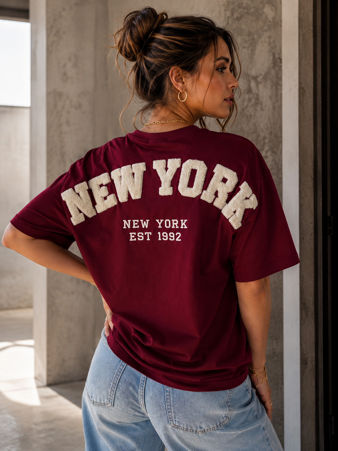 LOD of Love – New York T-Shirt Bordeaux mit Teddy-Buchstaben