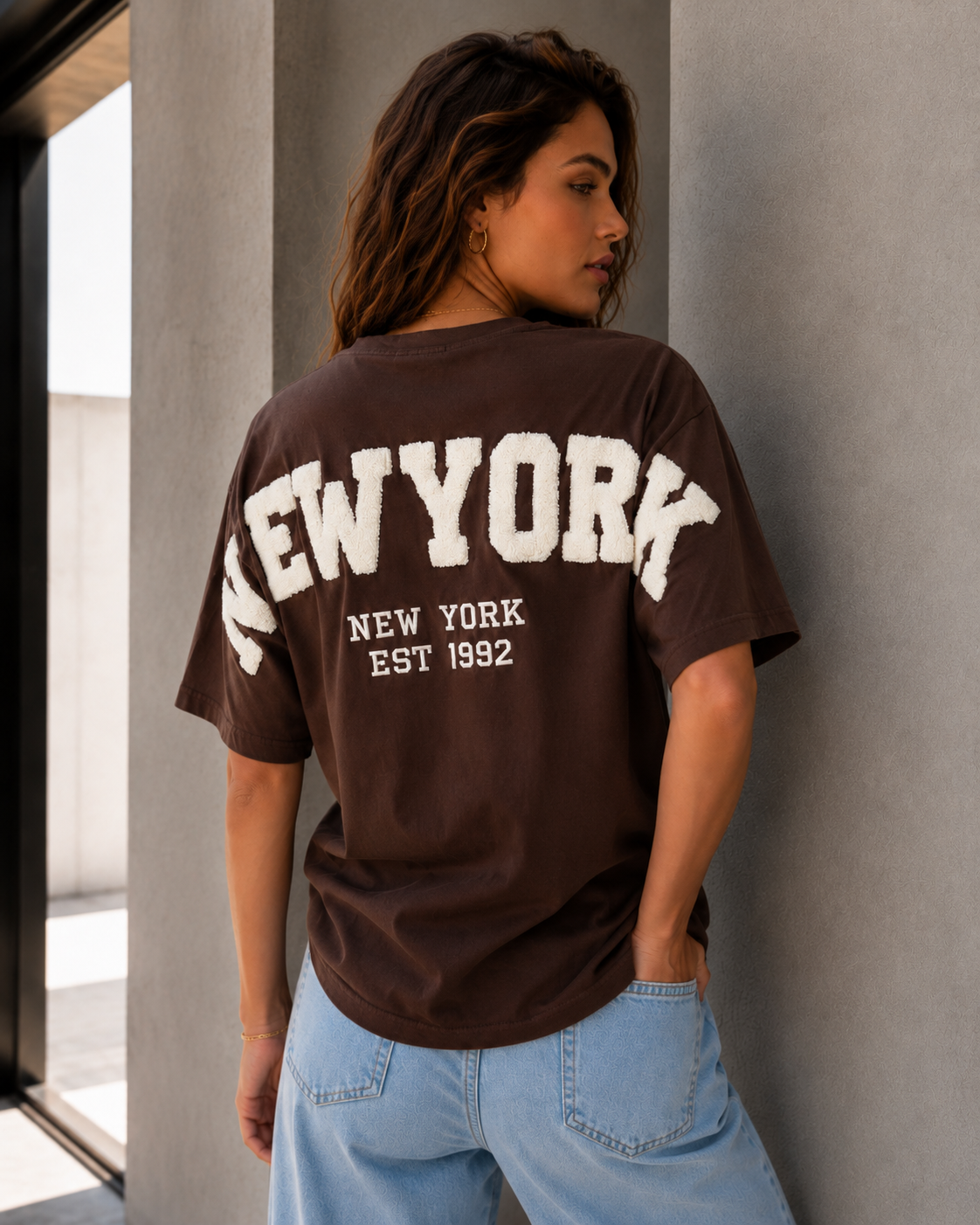 LOD of Love – New York T-Shirt Braun mit weißen Teddy-Buchstaben